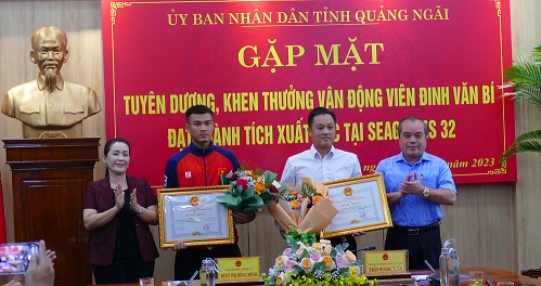 Tuyên dương, khen thưởng VĐV Đinh Văn Bí đạt thành tích xuất sắc tại SEA Games 32
