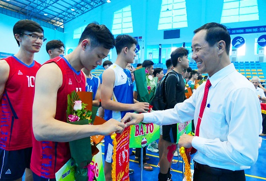 Giải bóng chuyền Nông dân truyền thống tỉnh Quảng Ngãi tranh Cúp bông lúa vàng lần thứ XX năm 2024