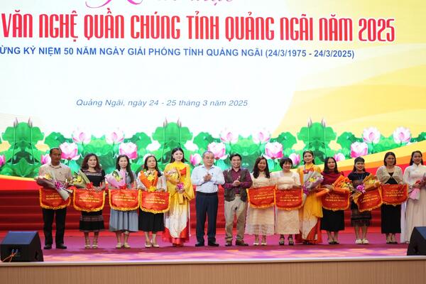 Khai mạc Liên hoan Văn nghệ quần chúng tỉnh Quảng Ngãi năm 2025