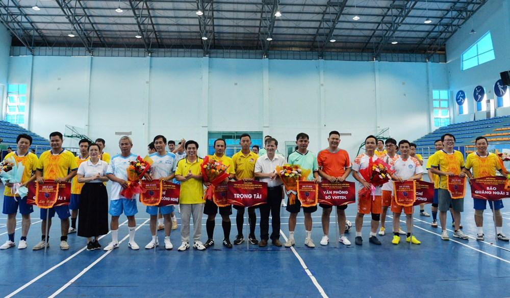 Sôi nổi giải Futsal Cúp Báo chí Quảng Ngãi năm 2025 - ảnh 1